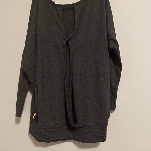 Lole Elisia Gray Workout Top - Picture 5 of 9